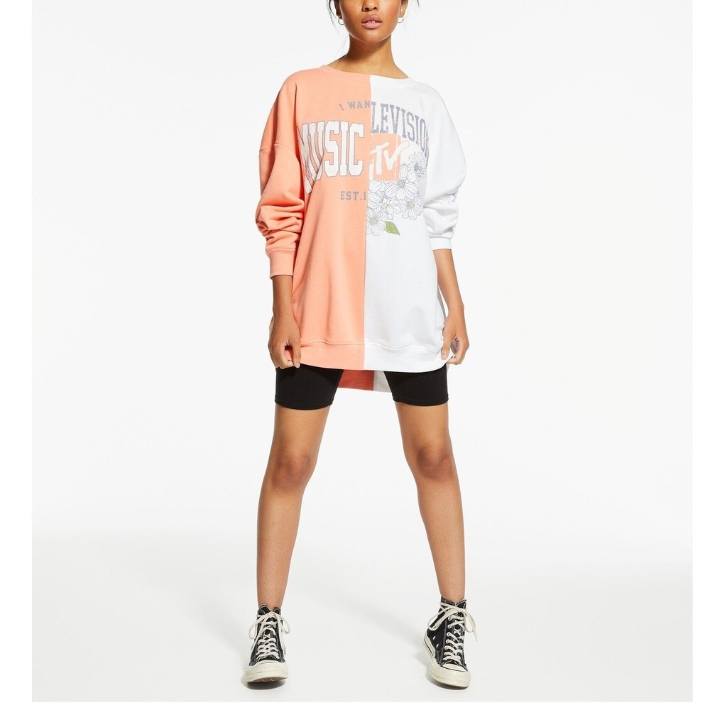 MTV Graphic Sweatshirt M Peach White Split Colorblock MTV Oversized Pop Culture